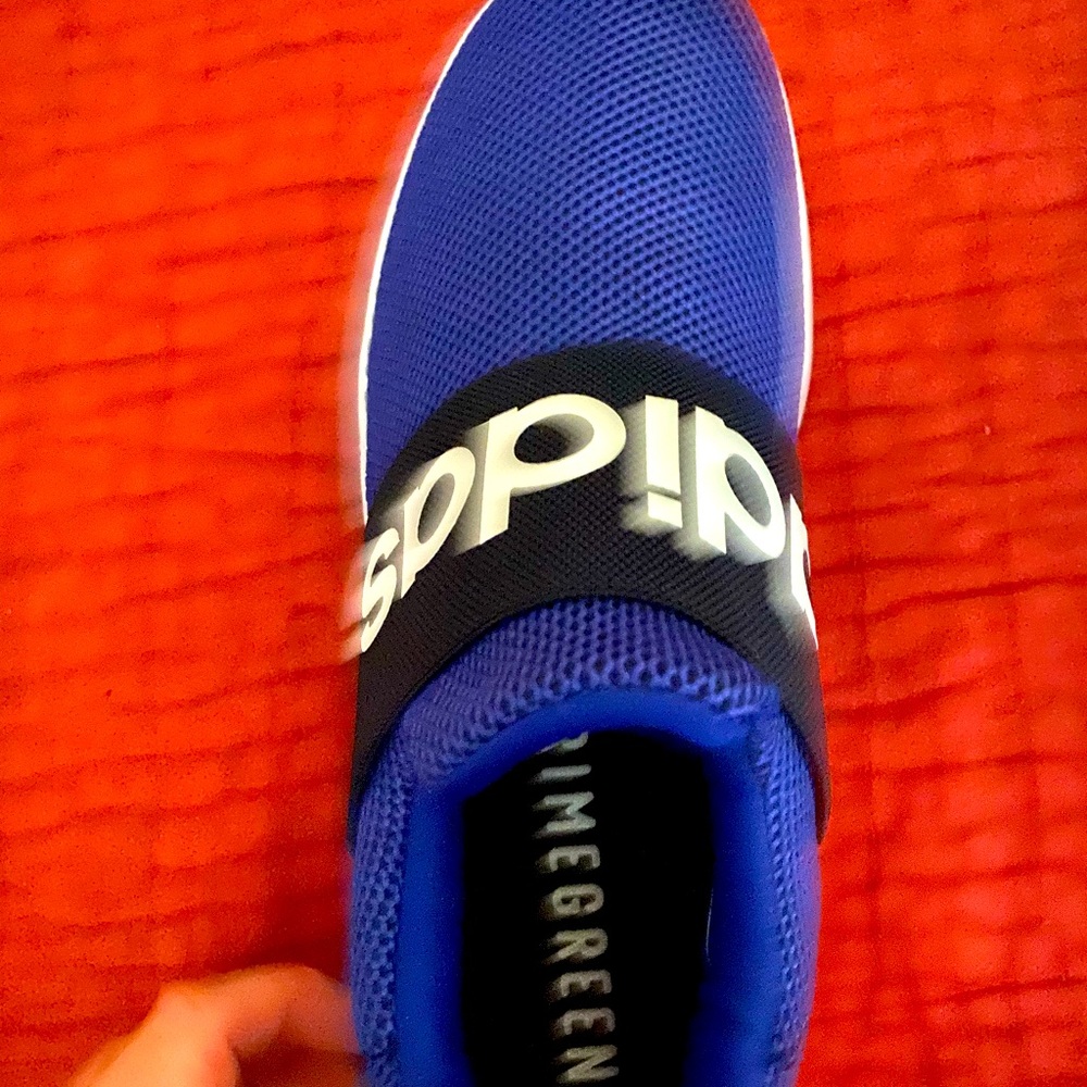 Mens size 8 NWT